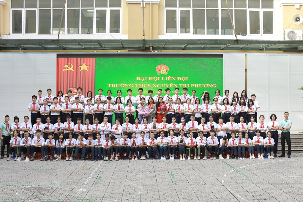 Đại hội Liên đội 2022 - 2023 của trường THCS Nguyễn Tri Phương (Ba Đình) đã thành công tốt đẹp với BCH LĐ năng động, trách nhiệm, hứa hẹn những bước tiến mới trong công tác Đội