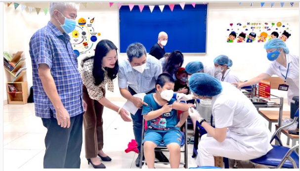 Quận Ba Đình phát động chiến dịch tiêm chủng vaccine phòng Covid-19