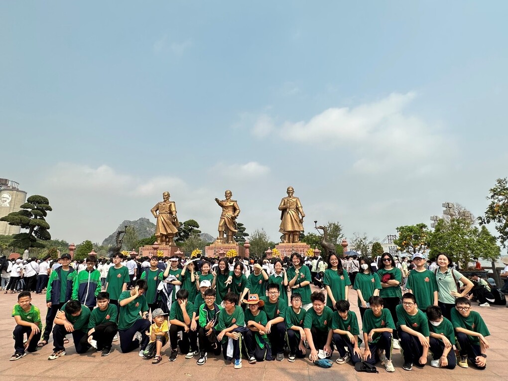 Trải nghiệm để trưởng thành-chuyến đi ngoại khoá học kỳ II của lớp 7A4, trường THCS Nguyễn Tri Phương