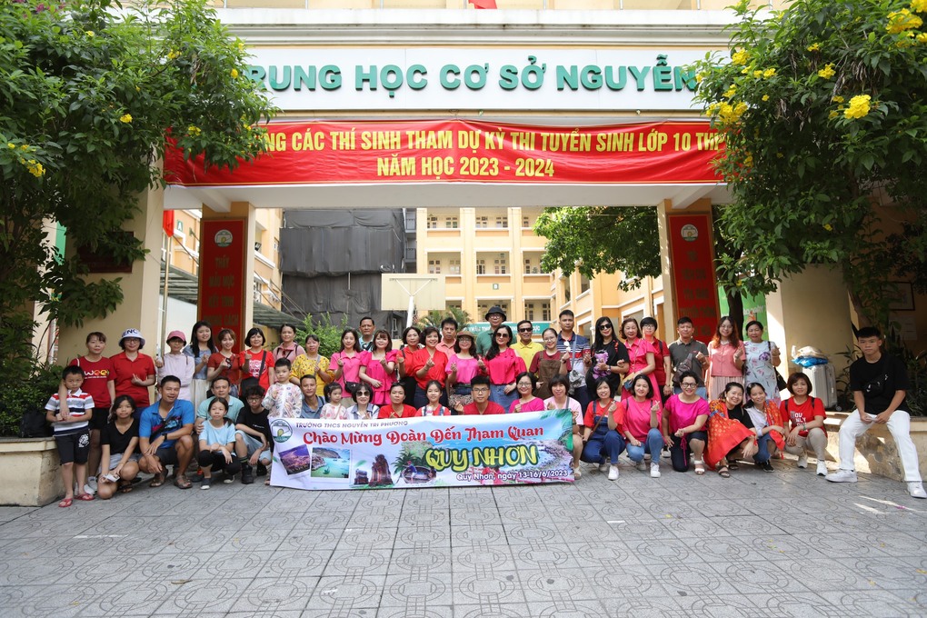 Chuyến đi nghỉ mát Quy Nhơn - Phú Yên của tập thể CBGV-NV trường THCS Nguyễn Tri Phương (Ba Đình)