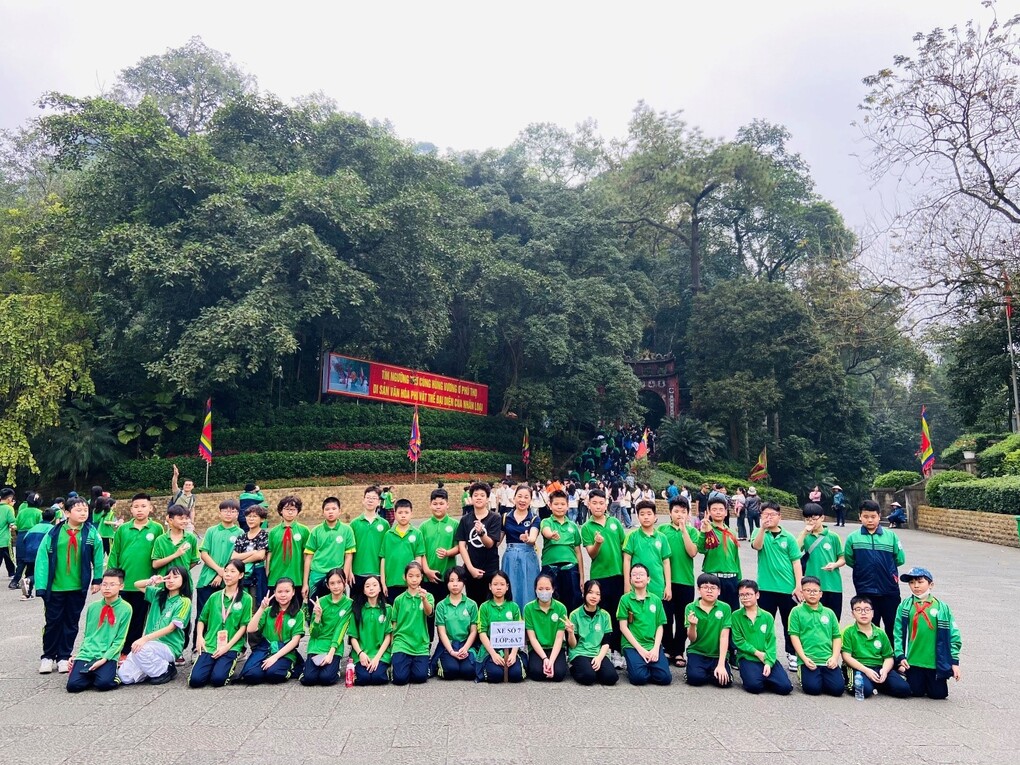 Chuyến hành trình về với đất tổ Vua Hùng của tập thể lớp 6A7 Trường THCS Nguyễn Tri Phương (Ba Đình)