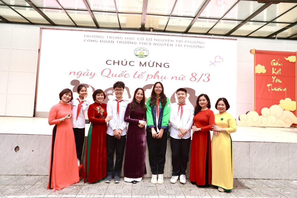 Những thành tích đáng tự hào của học sinh trường THCS Nguyễn Tri Phương (quận Ba Đình) trong cuộc thi HSG cấp Thành phố các bộ môn Văn hóa và Khoa học năm học 2023- 2024